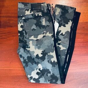NWT Henry & Belle Camo Skinny Pants - Sz 28